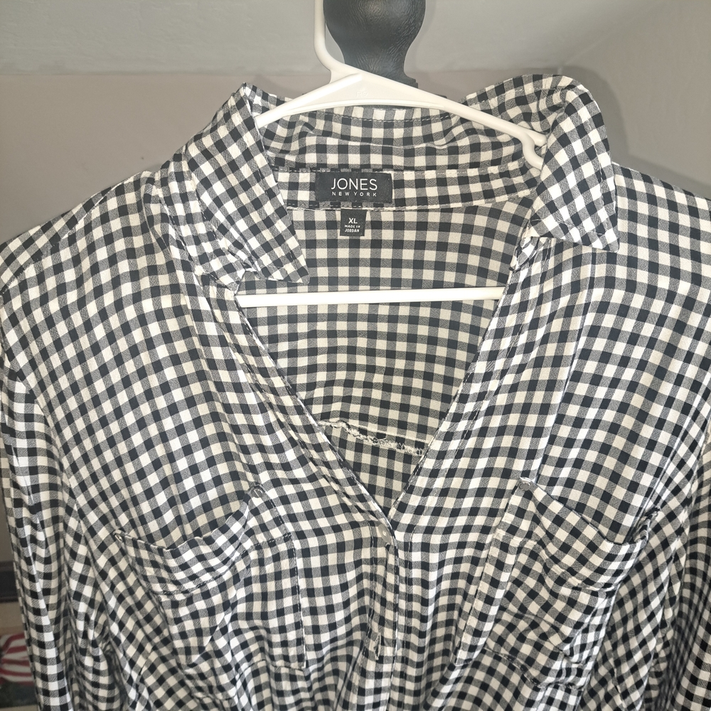 Black and White Checkered Womens Tie-front Shirt